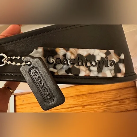 COACH / COACHTOPIA Bag In Perforated Upcrafted Leather - Picture 3 of 4